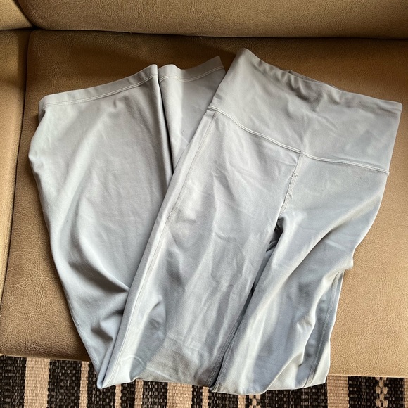 athleta elation flares - Picture 4 of 5